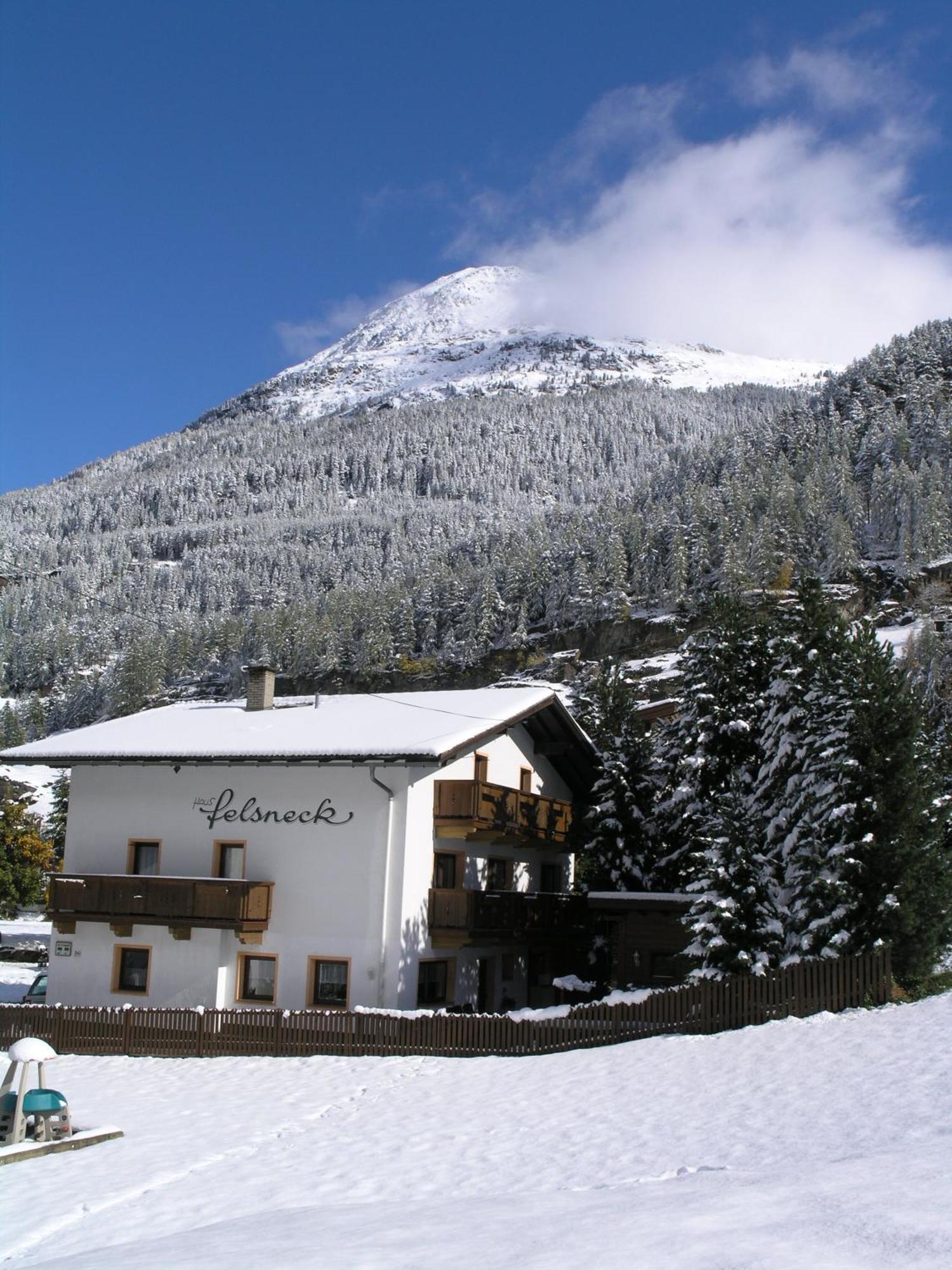 Haus Felsneck Panzió Sölden Kültér fotó