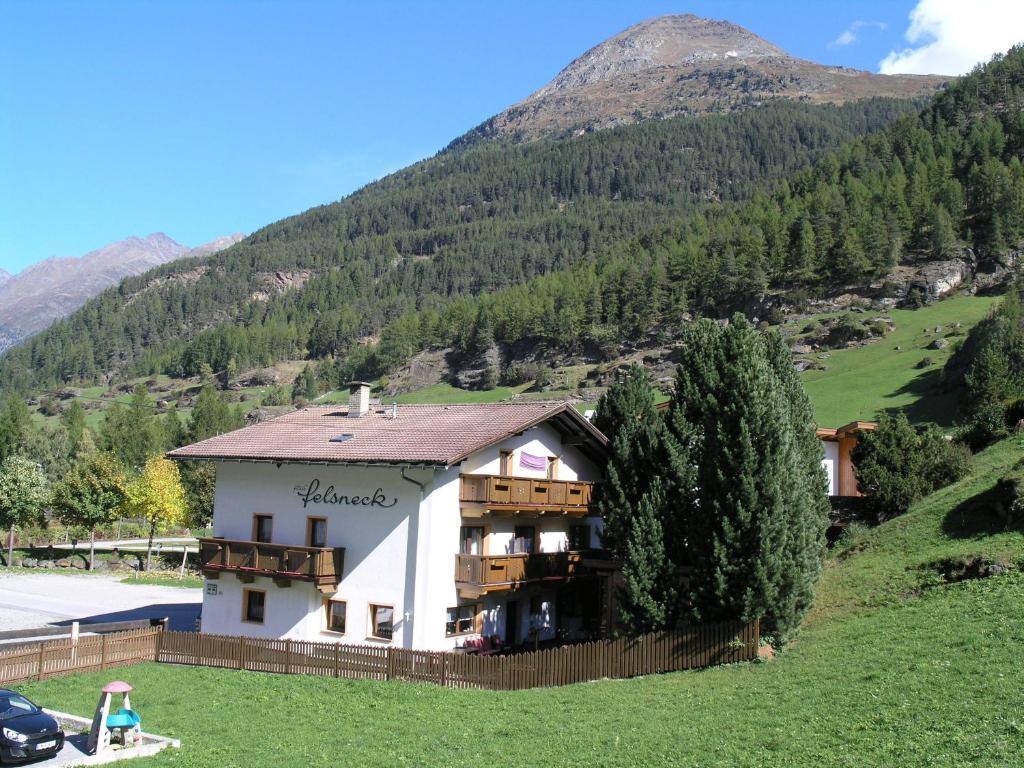 Haus Felsneck Panzió Sölden Kültér fotó