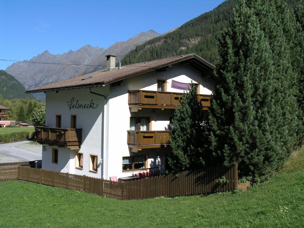 Haus Felsneck Panzió Sölden Kültér fotó